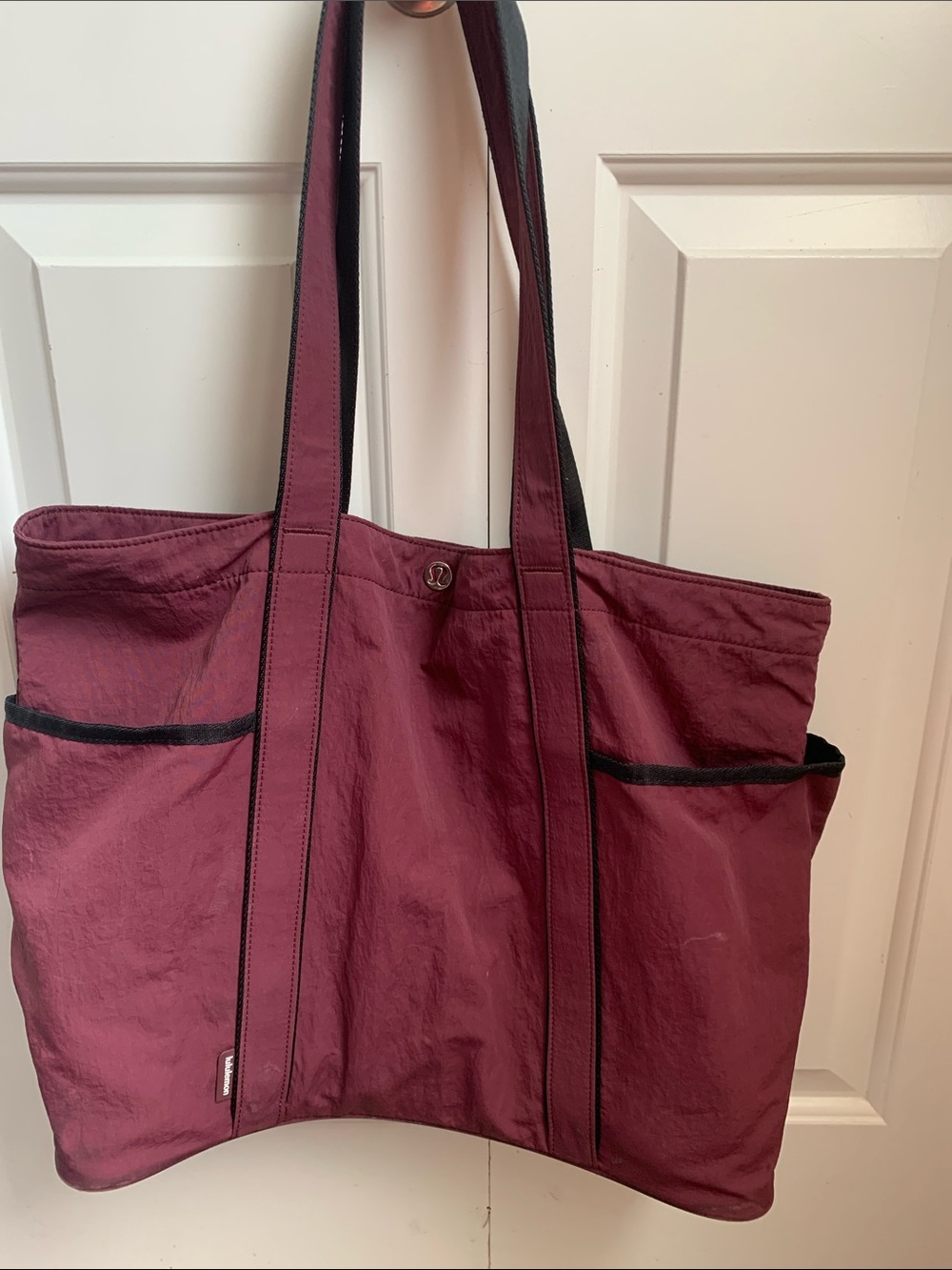 lululemon athletica Berry Tote with Black Trim